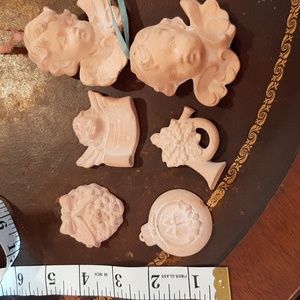 Scioto pair cherub ornaments (88) plus 4 other ornaments, plus 3 golden cherubs